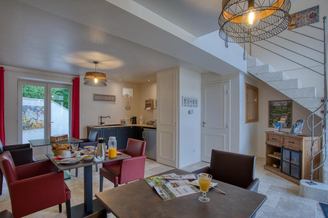 Domaine Des Pierres Blanches - Chambres D'Hotes Carlux Buitenkant foto
