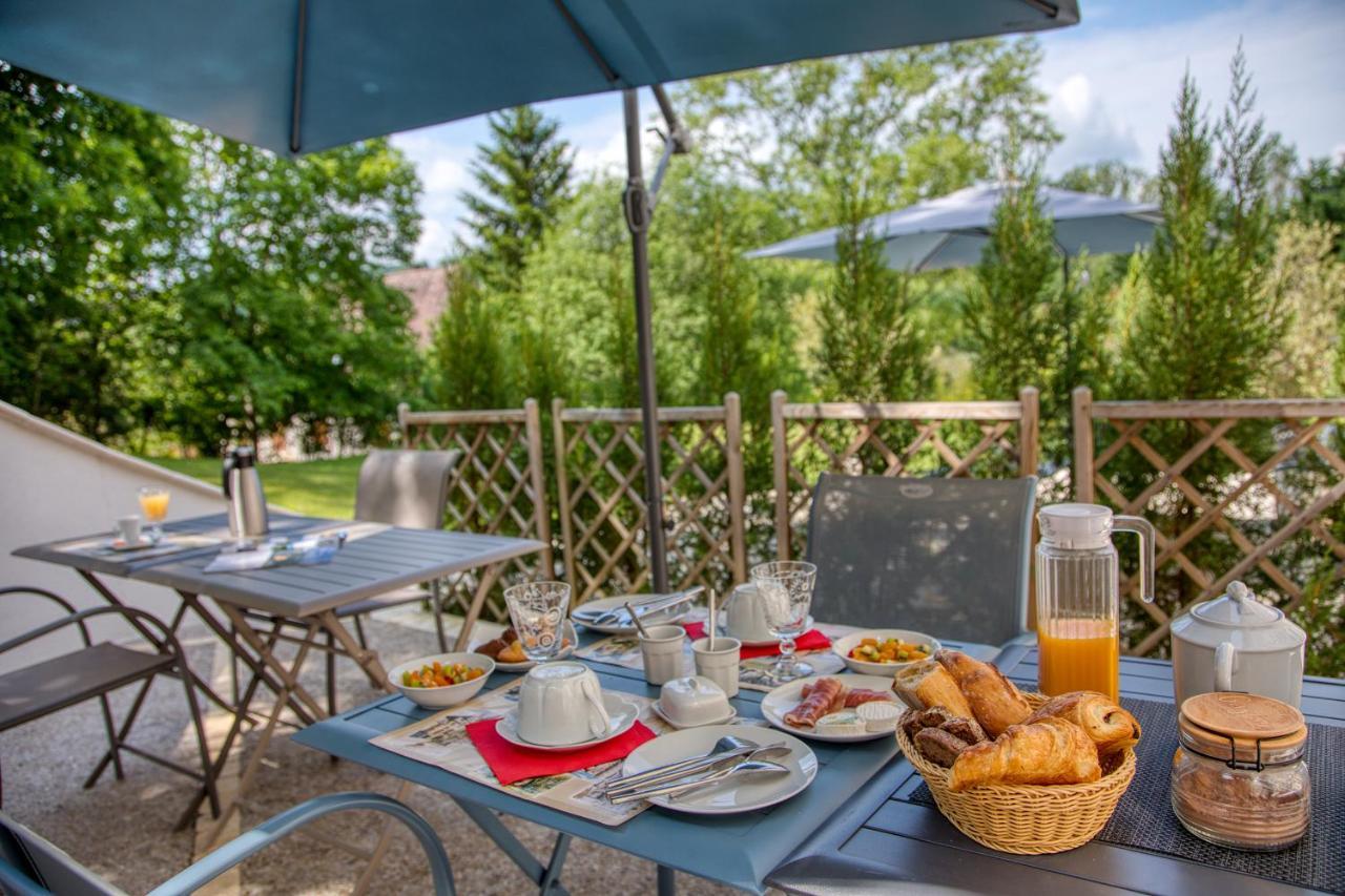 Domaine Des Pierres Blanches - Chambres D'Hotes Carlux Buitenkant foto